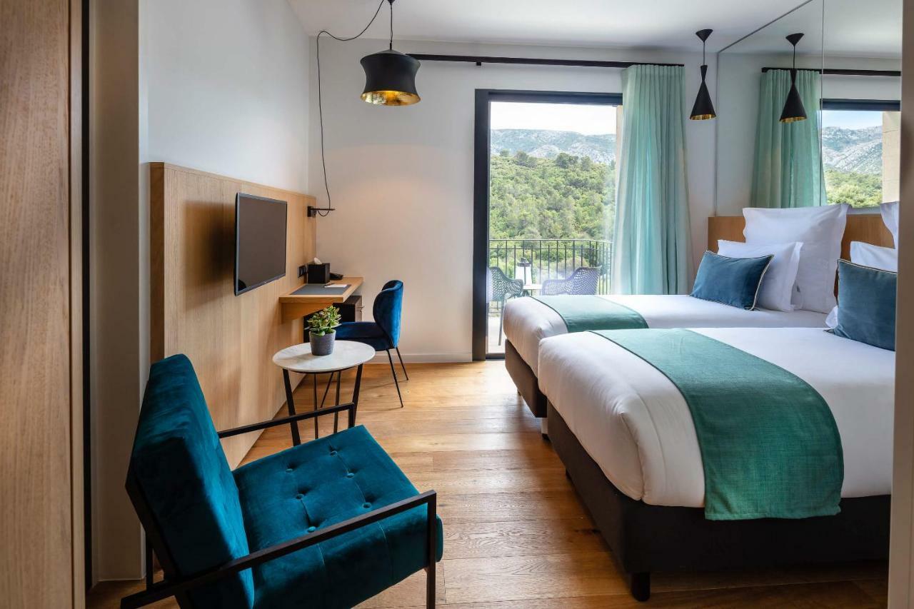 Vauvenargues Hotel Sainte Victoire מראה חיצוני תמונה
